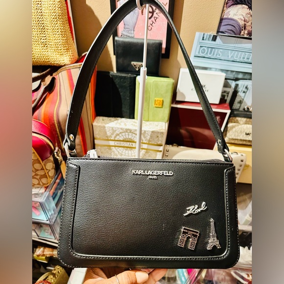 Karl Lagerfeld Handbags - NWT Karl Lagerfeld K/Signature Slim Crossbody bag with Paris charms.